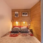 Amanuq Lovely * Chamonix